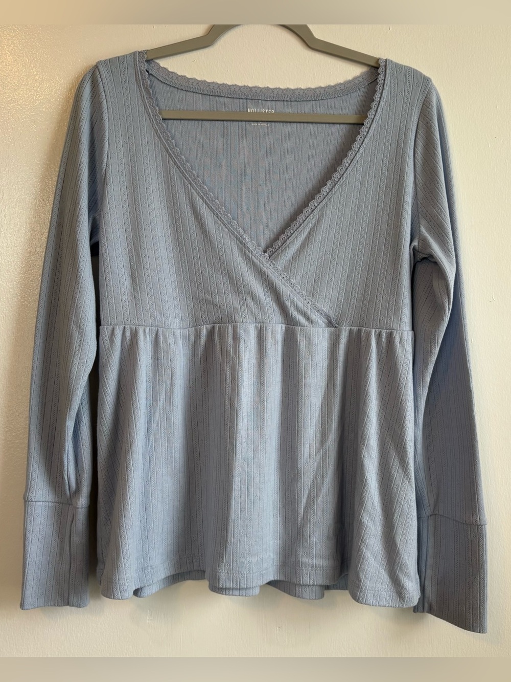 Hollister Blue Ribbed Knit Lace Accent V-Neck Long Sleeve Pullover Top Women’s L